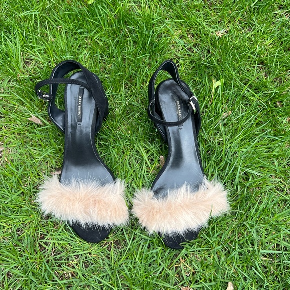 Glam sandals - Picture 1 of 3